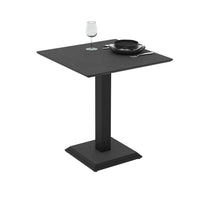 Tavolo Quadrato Carvel ossido: Eleganza e Stile Distintivo per Ogni Spazio 68x68x75H