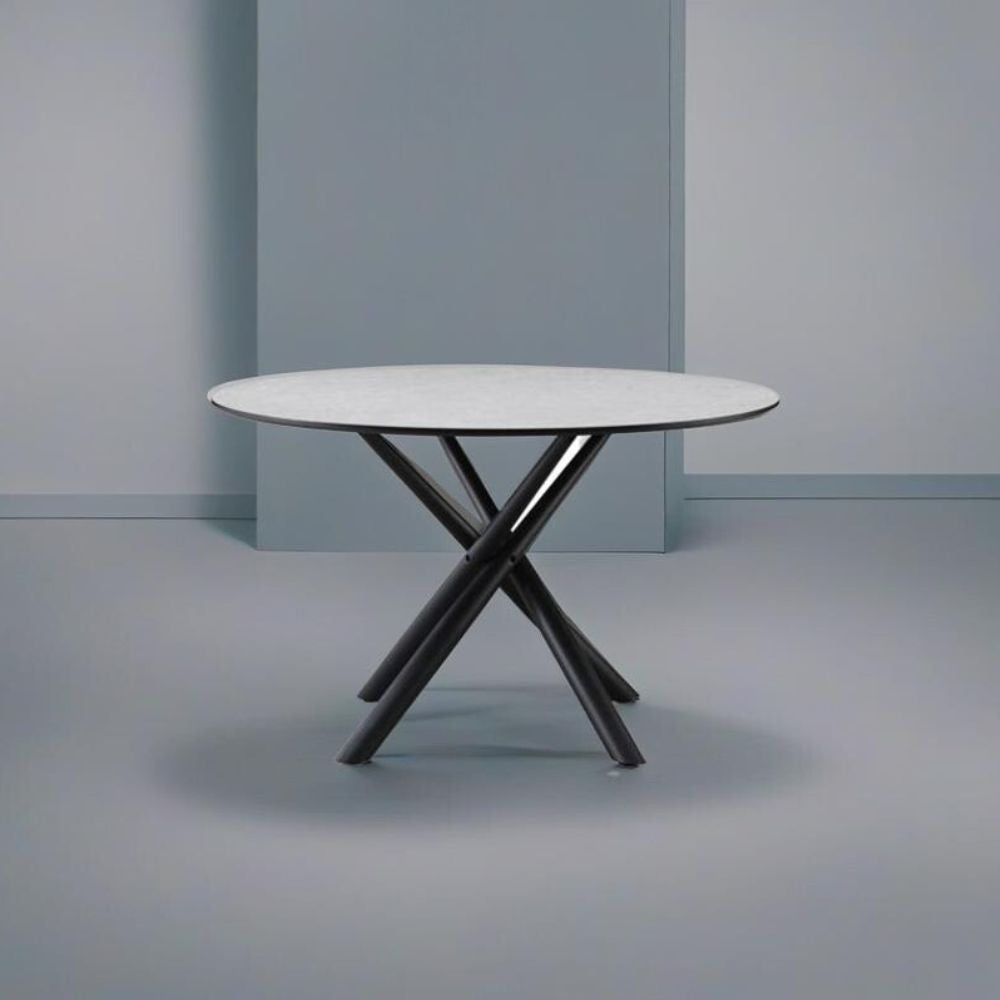 Tavolo rotondo Logan piano cemento e gambe nere 120x120x76.5H