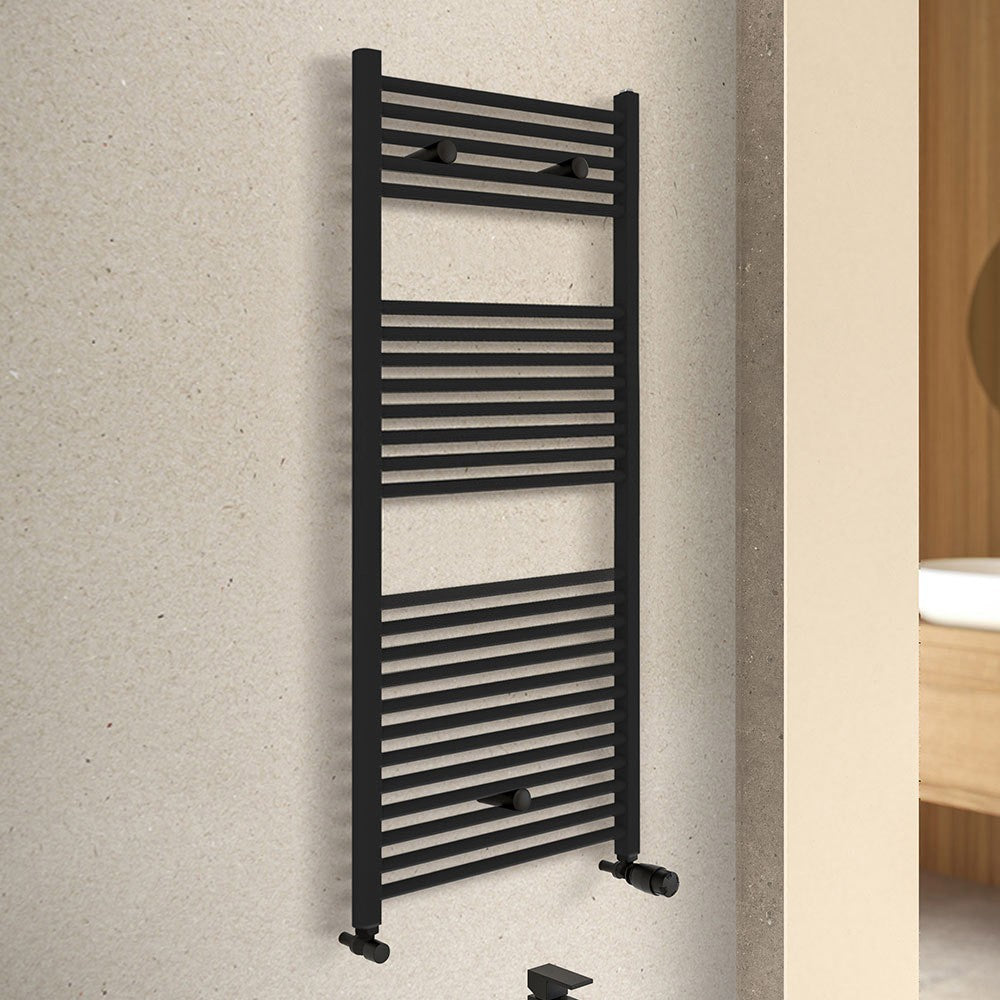 Termoarredo design nero opaco L 50x120 interasse 45 cm con kit valvole