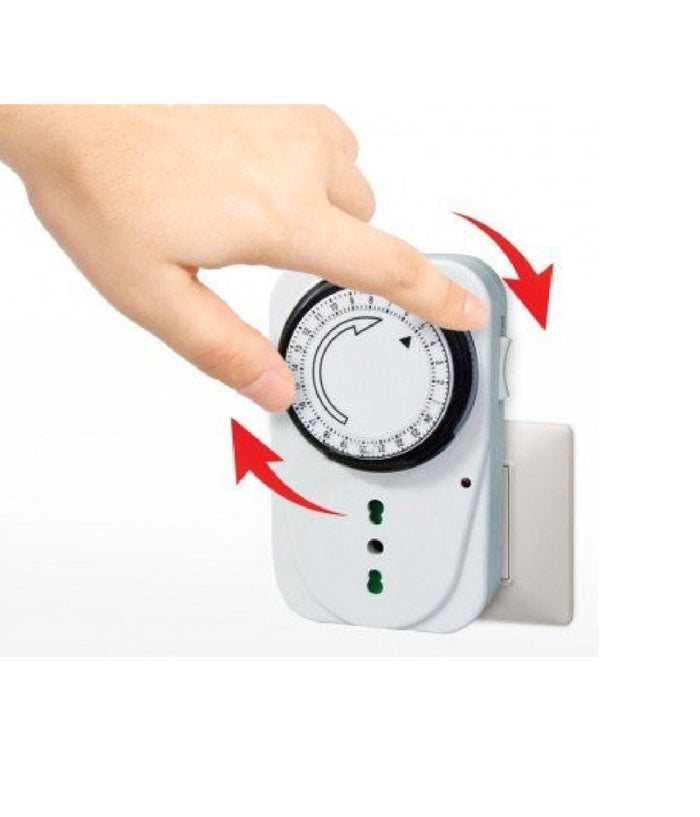 Timer Programmatore Meccanico Analogico Giornaliero Con Presa Bipasso 16a 24 Ore         