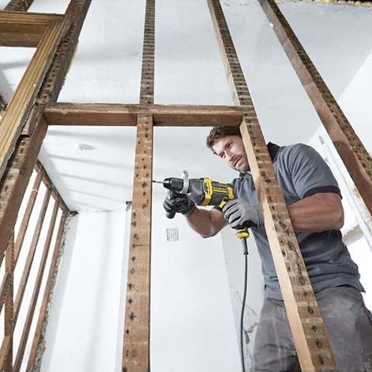 TRAPANO A PERCUSSIONE 850W STANLEY FATMAX FMEH 850KA