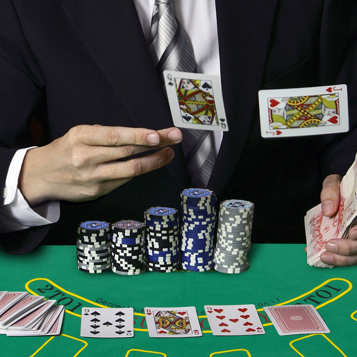Set con 500 fiches di poker per Texas Holdem Blackjack e gioco d¡¯azzardo, Set con custodia in alluminio Argento-Fiche e set da poker