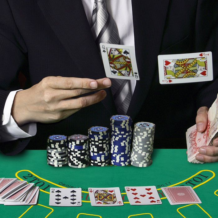 Set con 500 fiches di poker per Texas Holdem Blackjack e gioco d¡¯azzardo, Set con custodia in alluminio Argento-Fiche e set da poker