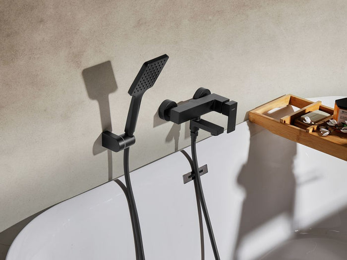 Set di miscelatori da bagno a parete in ottone con bocca singola e soffione doccia Kit nero