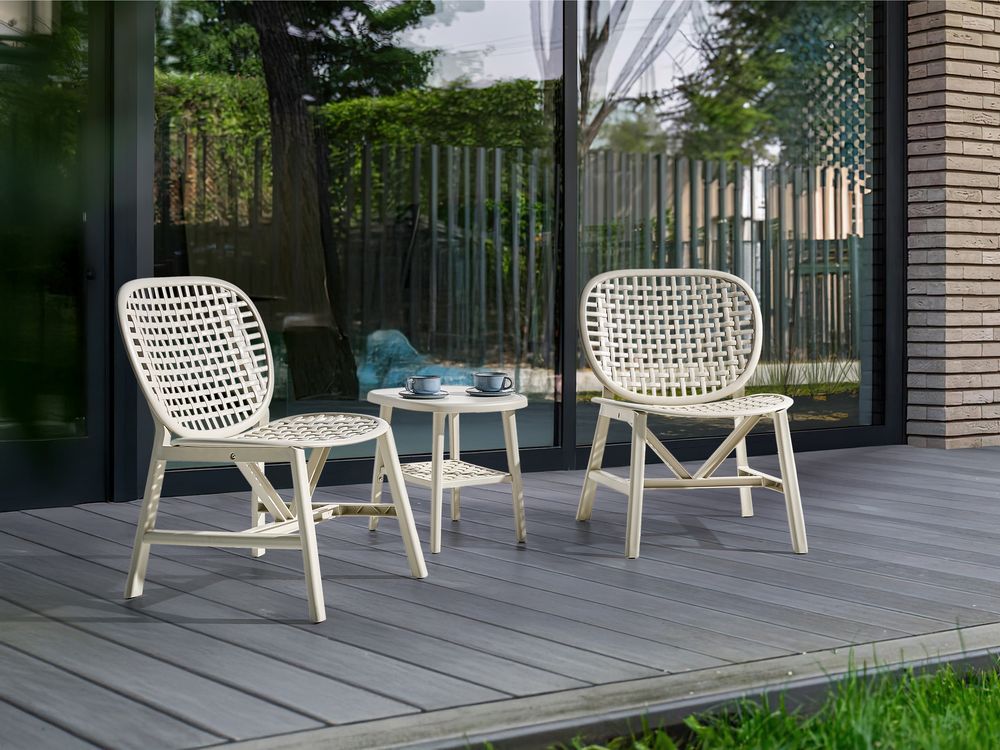 Set bar bistrot da giardino per esterni Tavolo e sedie basse Materiale sintetico bianco sporco