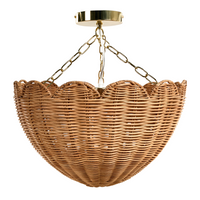 Lampada a sospensione in rattan naturale con bordo a smerlo e montaggio ad incasso in stile vintage