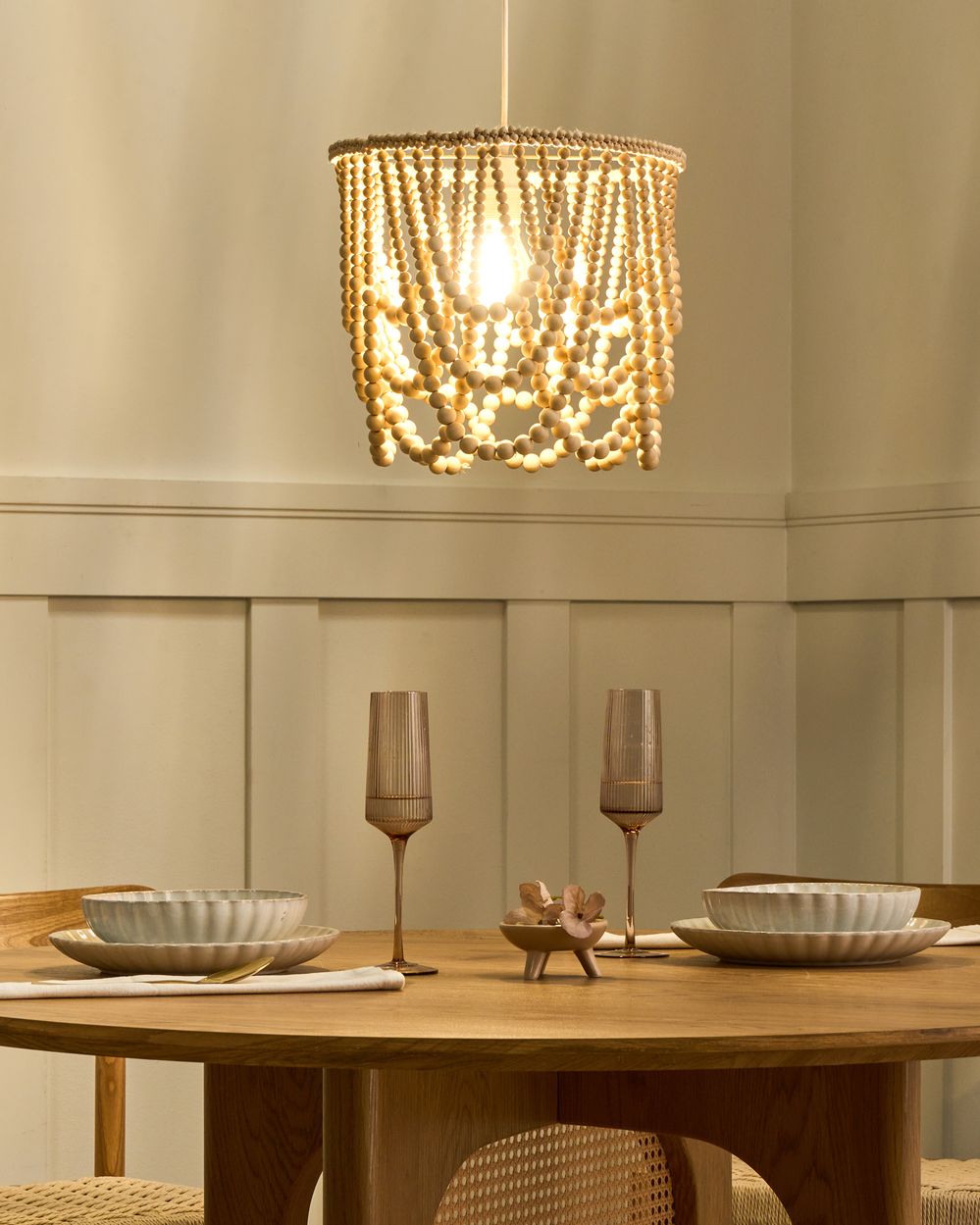 Lampadario perline di legno di gomma marrone stile Boho