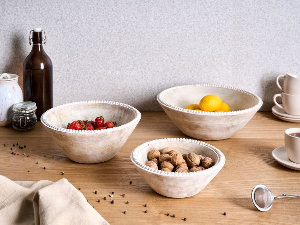 Set di 3 ciotole per frutta in legno di mango fatte a mano in stile moderno marrone chiaro