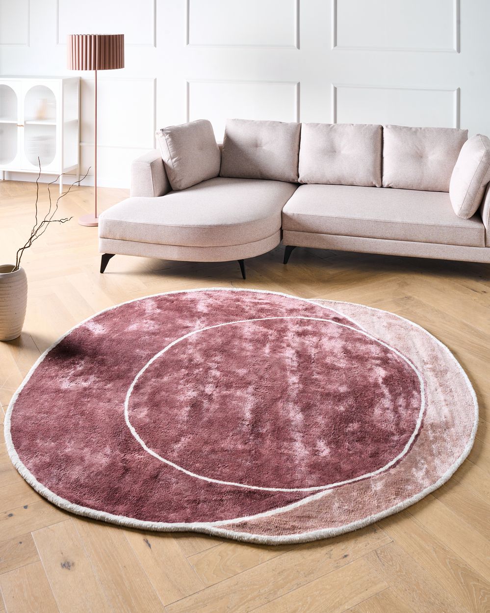 Tappeto per aree rosa in viscosa e lana con motivo geometrico 200 x 200 cm in stile moderno e glam.