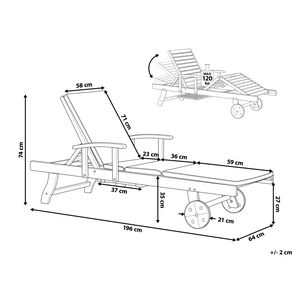 Lettino prendisole da esterno in legno di acacia scuro con cuscino rosso stile rustico giardino terrazzo