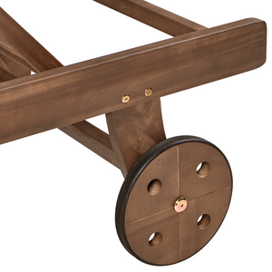 Lettino prendisole da esterno classico con doghe in legno di acacia scuro schienale regolabile ruote integrate stile rustico