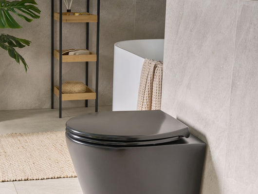 Sedile per wc Duroplast nero 45 x 37 cm Distanza tra i fori 16 cm Chiusura morbida a sgancio rapido Stile minimalista wc bagno