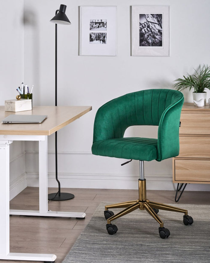 Moderna poltrona girevole da ufficio con braccioli e altezza regolabile velluto verde