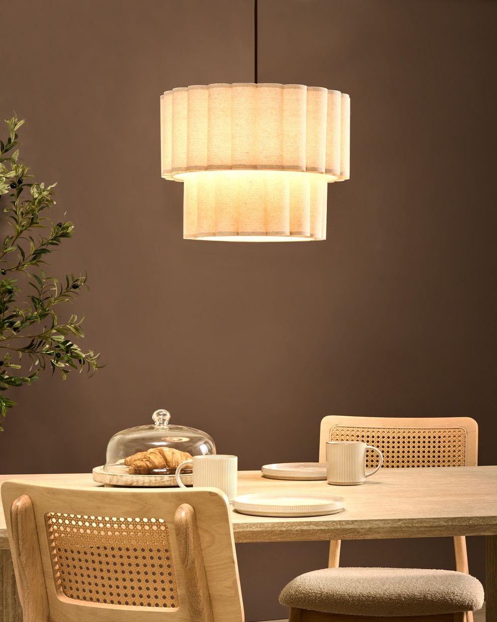 Lampada a sospensione moderna con paralume in tessuto di lino luce soffusa nero opaco beige chiaro