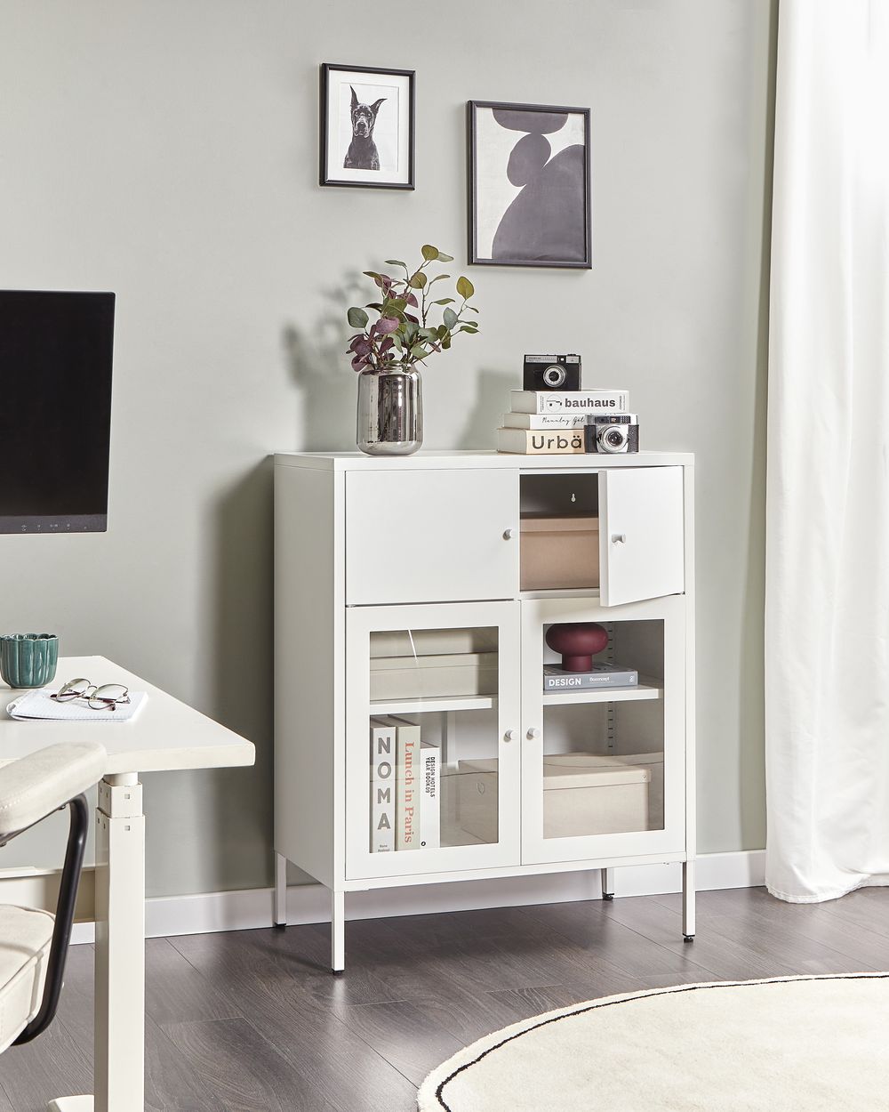 Vetrinetta in ferro bianco con 2 ante in vetro e 2 scomparti chiusi Stile scandinavo