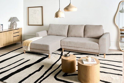 Divano letto angolare a 3 posti con braccioli contenitori rivestito in ciniglia marrone chiaro lato destro stile moderno