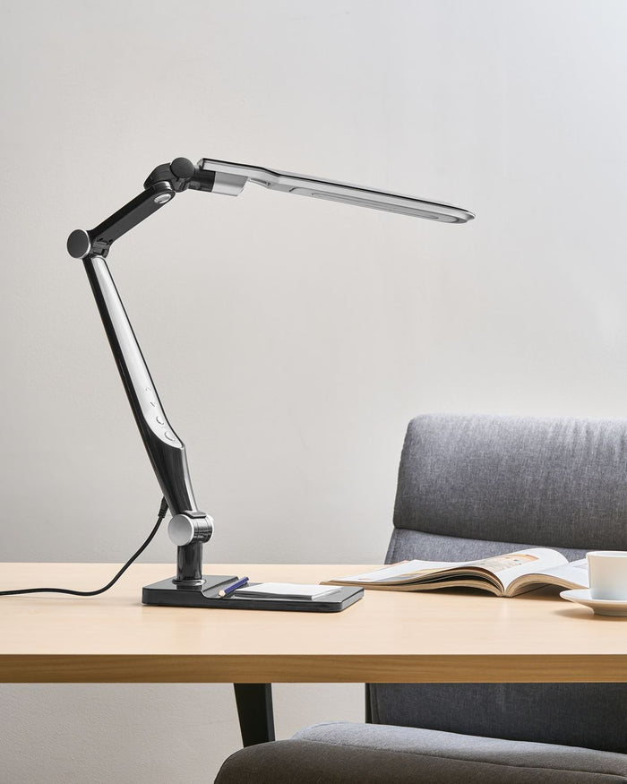 Lampada da tavolo LED per ufficio domestico con braccio regolabile e orientabil dimmer continuo e modalità CCT Colore nero