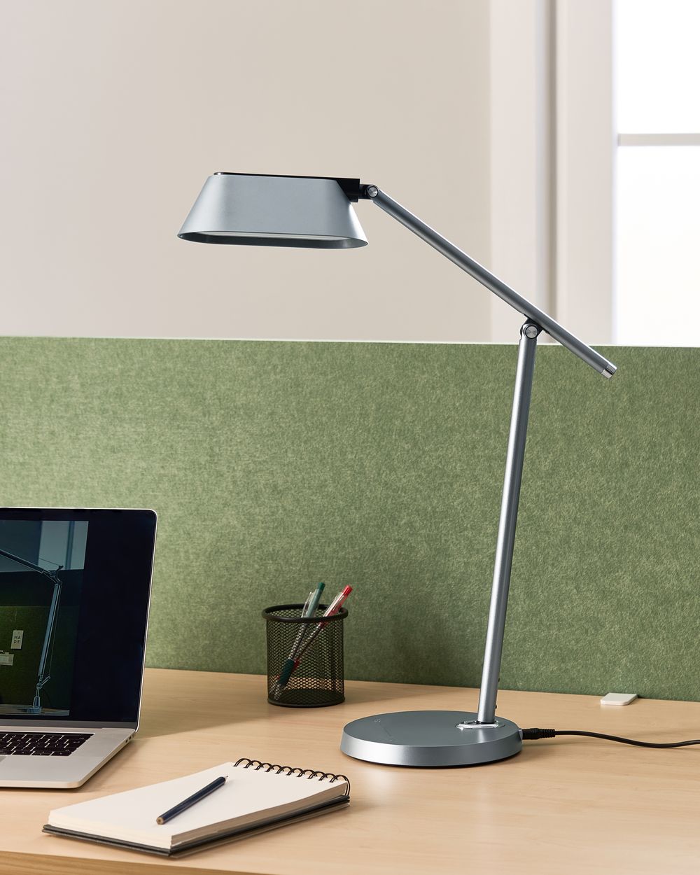 Lampada da tavolo LED per ufficio domestico con braccio regolabile e orientabile dimmer continuo e timer colore grigio