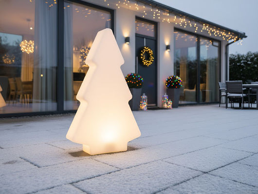 Lampada da terra decorativa a LED per esterni Design RGB Illuminazione Look moderno Materiale sintetico Forma ad albero di Natale IP54 Bianco