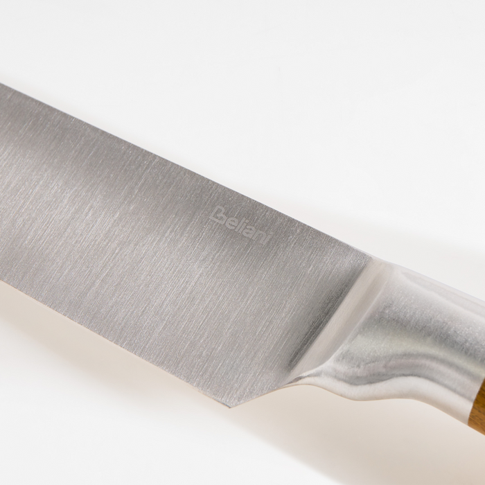 Set moderno di 5 coltelli con blocco in acciaio inossidabile affilati a mano durezza 54 HRC marrone