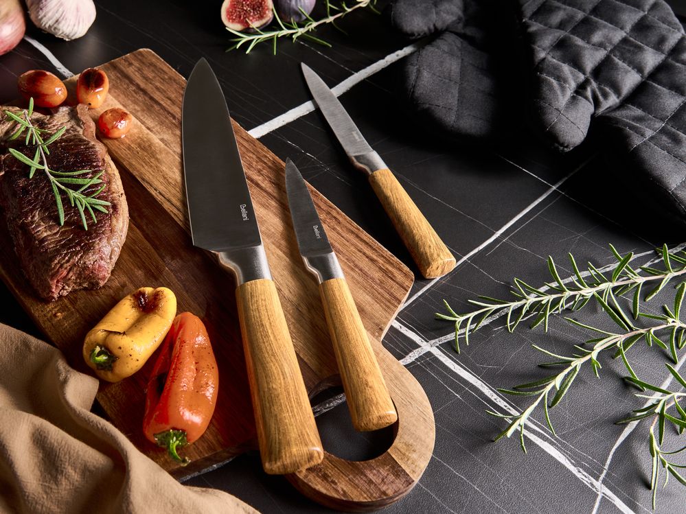 Set moderno di 3 coltelli con blocco in acciaio inossidabile affilati a mano durezza 54 HRC marrone