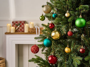 Set di 100 palle di Natale in plastica multicolore appese all'albero di Natale in stile tradizionale e moderno Palle di Natale