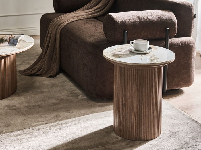 Tavolino Base in MDF Piano in marmo bianco ceramico Design moderno Gambe scanalate ø 45 cm marrone