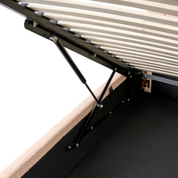 Letto minimalista con contenitore 160 x 200 cm in bouclé stile moderno con testiera rosa pesca