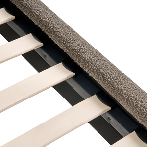 Letto matrimoniale in bouclè con testiera trapuntata gambe in metallo da 120 x 200 cm e base a doghe tortora Design moderno