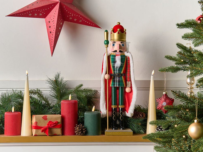 Statuetta schiaccianoci in legno di pino rosso Decorazione natalizia fatta a mano