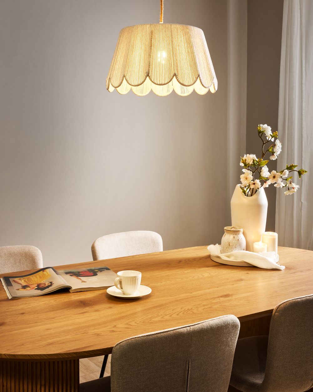 Lampada a sospensione con base in ferro e paralume in corda di carta stile boho luce ambientale beige