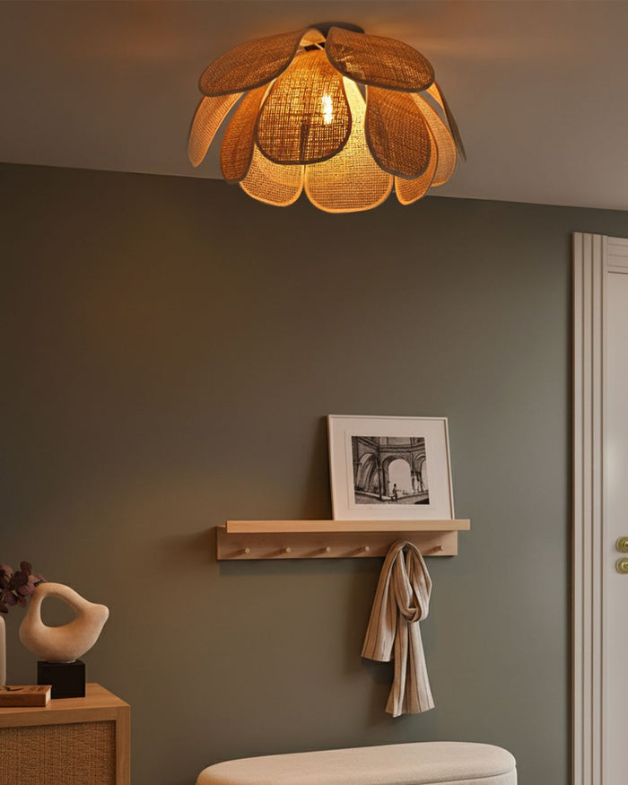 Lampadario con base in ferro nero e paralume in rattan stile boho luce d'atmosfera naturale