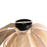 Lampadario con base in ferro nero e paralume in rattan stile boho luce d'atmosfera naturale