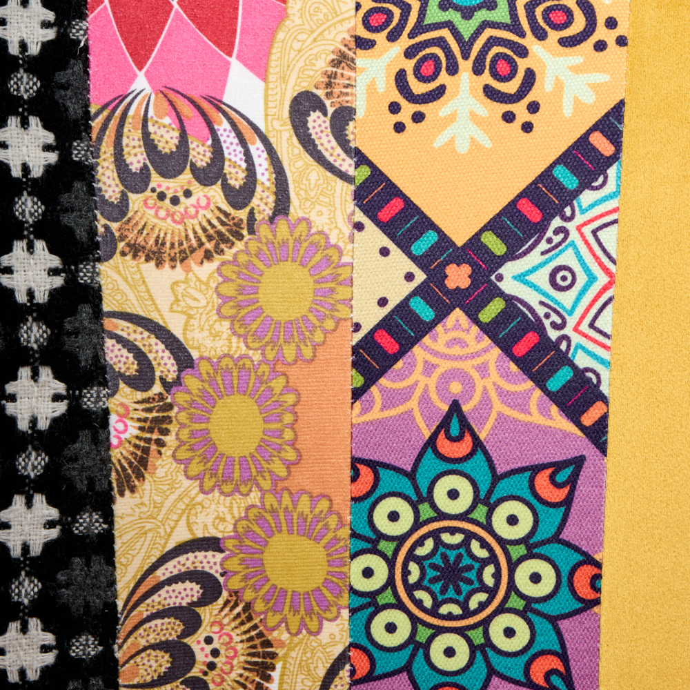 Poltrona Blu Tessuto multicolore senza braccioli Sedia senza braccioli capitonnè Verticale Gambe In Legno