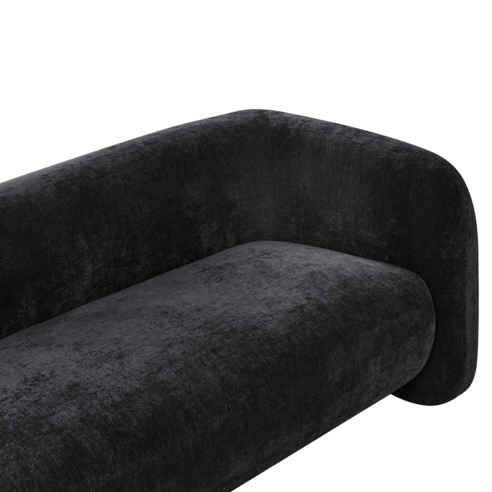 Divano a 3 posti in velluto nero con cuscini aggiuntivi stile elegante