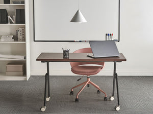 Scrivania da ufficio pieghevole con struttura in metallo marrone scuro e nero, piano in MFC 120 x 60 cm, tavolo pieghevole portatile con rotelle