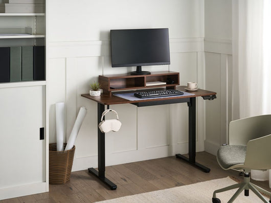 Scrivania regolabile elettricamente Piano marrone Struttura e gambe in acciaio nero 120 x 60 cm Supporto e tappetino per mouse Design moderno