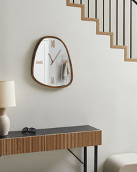 Orologio da parete marrone scuro e vetro argentato 53 x 45 cm Design minimalista Superficie a specchio Forma irregolare