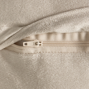 Set di 2 cuscini decorativi in velluto con motivo natalizio a fiocco 50 x 30 cm beige e rosso accessorio decorativo