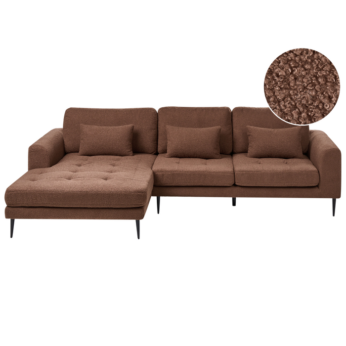 Divano angolare imbottito in boiclè marrone lato destro a forma di L con sedile imbottito e trapuntato