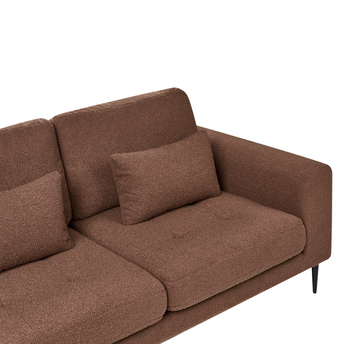 Divano angolare imbottito in boiclè marrone lato destro a forma di L con sedile imbottito e trapuntato