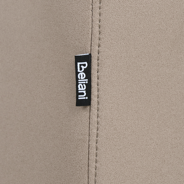 Poltrona in ecopelle tortora con poggiatesta regolabile e gambe in metallo stile moderno