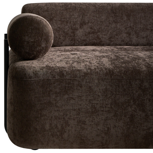 Divano a 2 posti tessuto marrone chiaro elementi morbidi neri stile moderno soggiorno