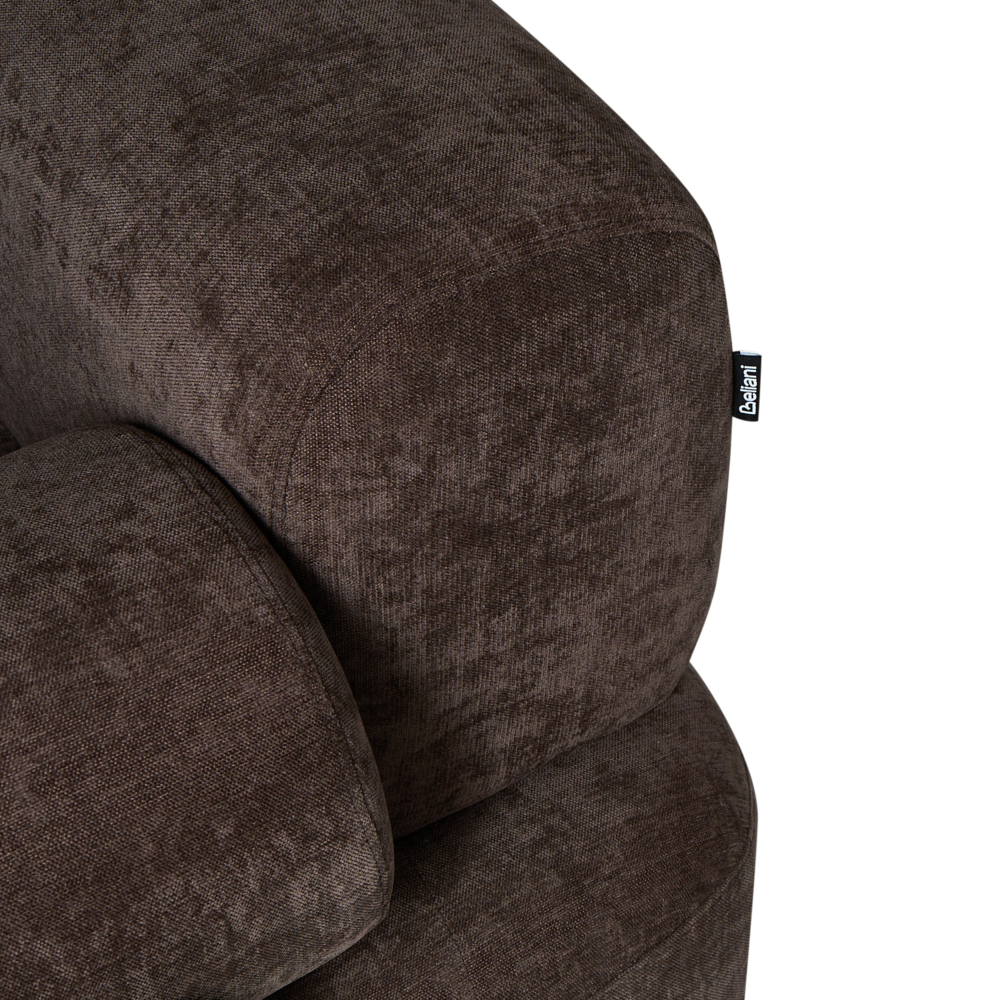 Divano a 2 posti tessuto marrone chiaro elementi morbidi neri stile moderno soggiorno