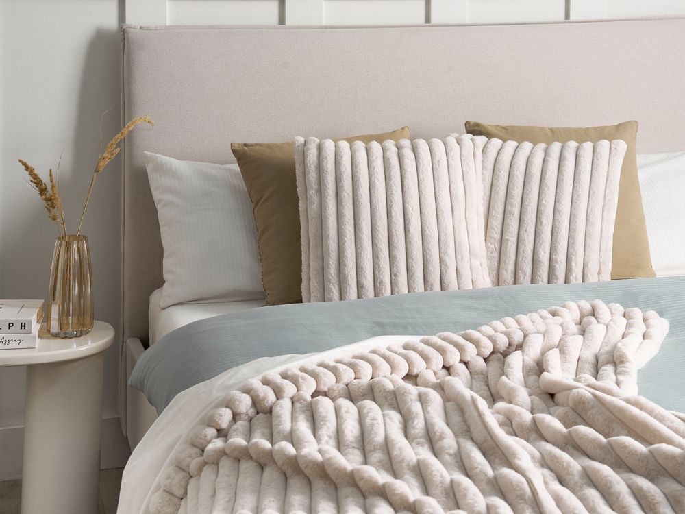 Set di 2 cuscini tessuto beige 4 chiaro 5 x 45 cm camera da letto soggiorno