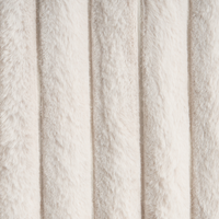 Copriletto decorativo in tessuto morbido 150 x 200 cm beige c chiaro amera da letto