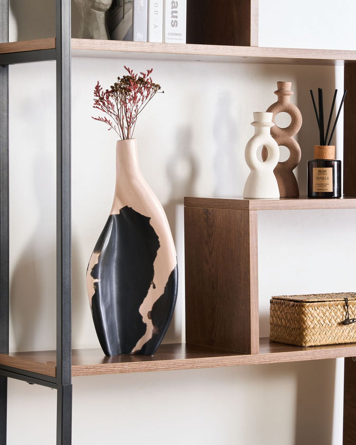 Vaso decorativo in legno di mango beige e nero realizzato a mano con collo stretto