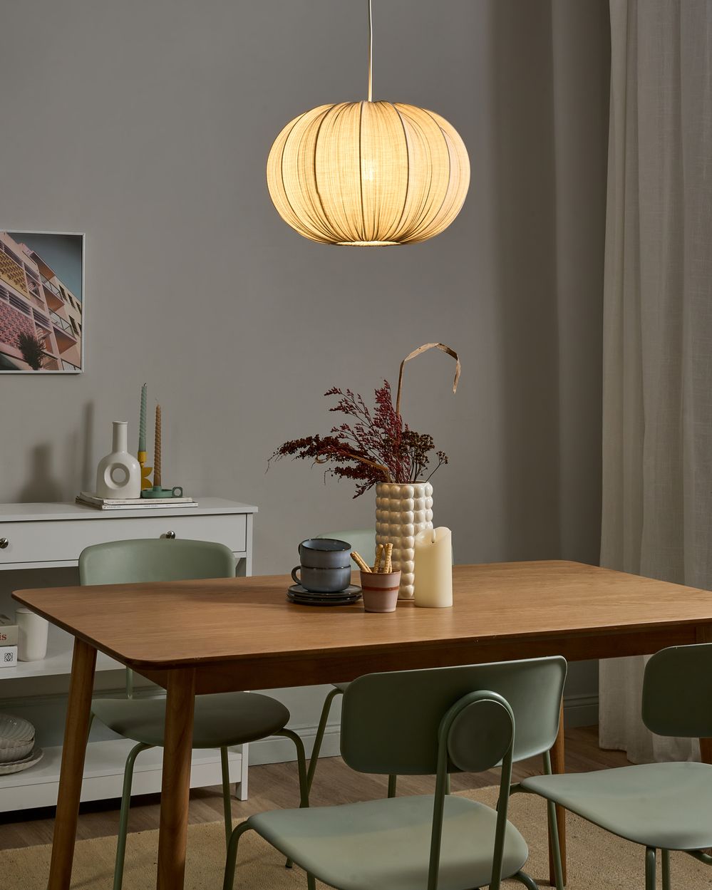 Lampada a sospensione con paralume in cotone grigio dal design moderno per soggiorno