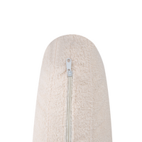 Chaise longue imbottita in bouclé bianco sporco con cuscini, gambe in acciaio in stile scandinavo