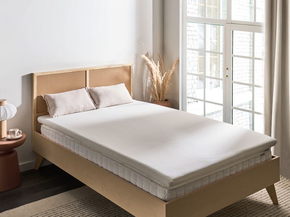 Coprimaterasso in schiuma bianco 120 x 200 cm comfort morbidezza